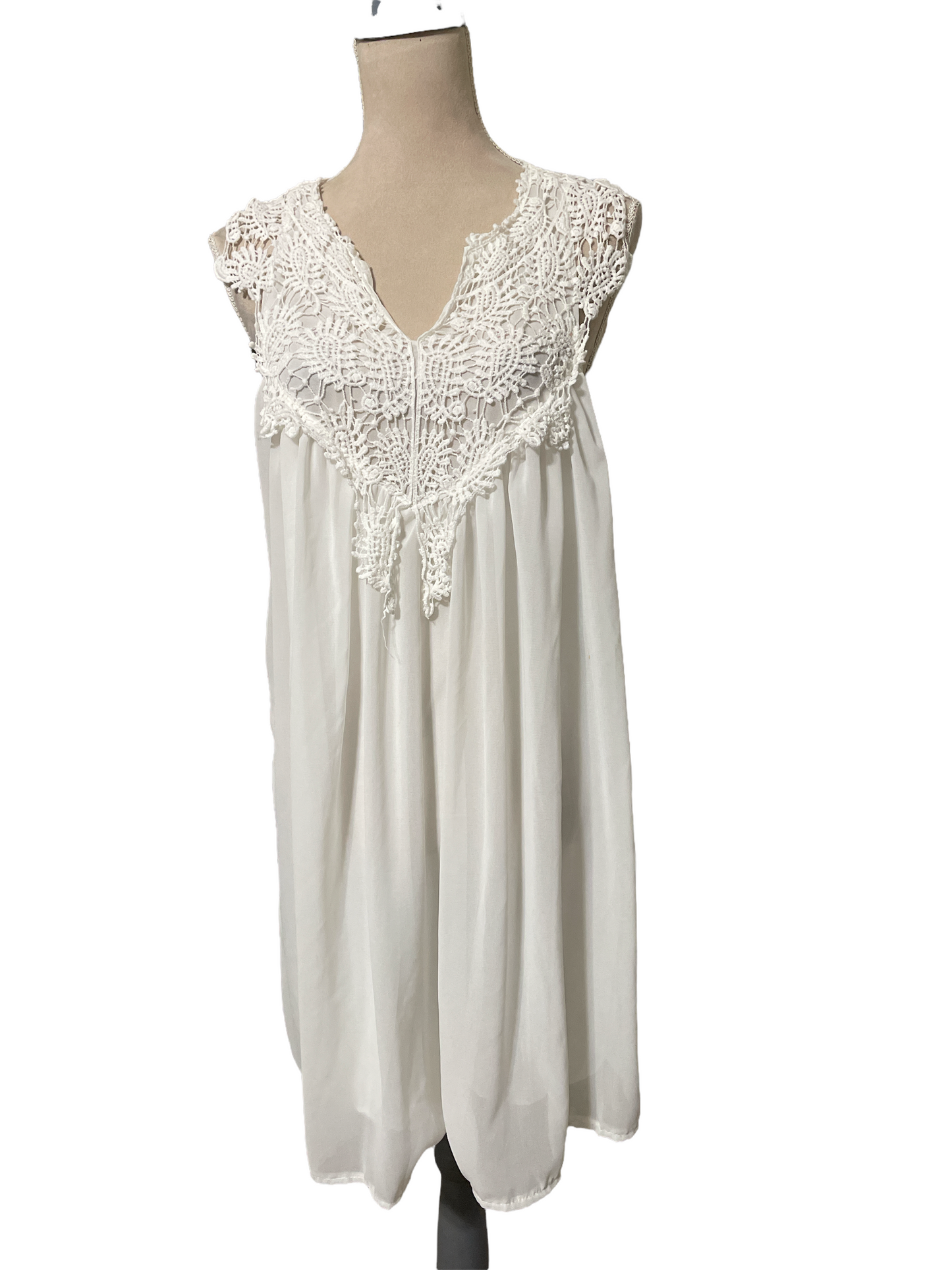 White Dress with Lace Detail - Sz M